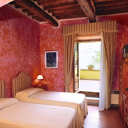 Alojamento de Acomodação e Pequeno-almoço Palazzo Al Torrione 2 San Gimignano