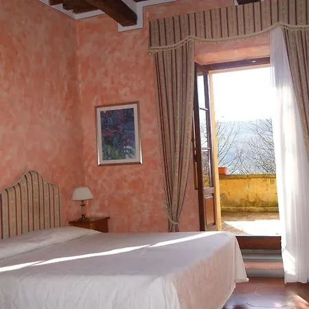 Palazzo Al Torrione 2 Alojamento de Acomodação e Pequeno-almoço 4*