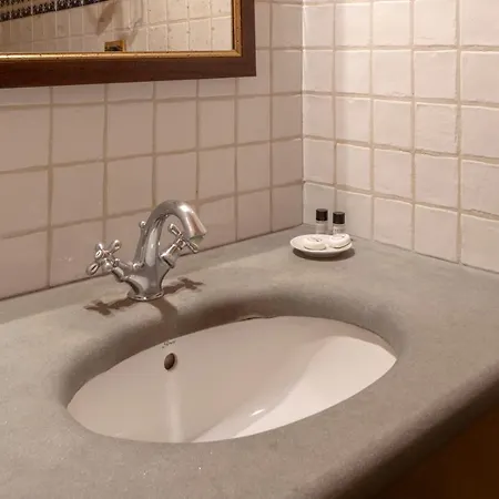 Alojamento de Acomodação e Pequeno-almoço Palazzo Al Torrione 2